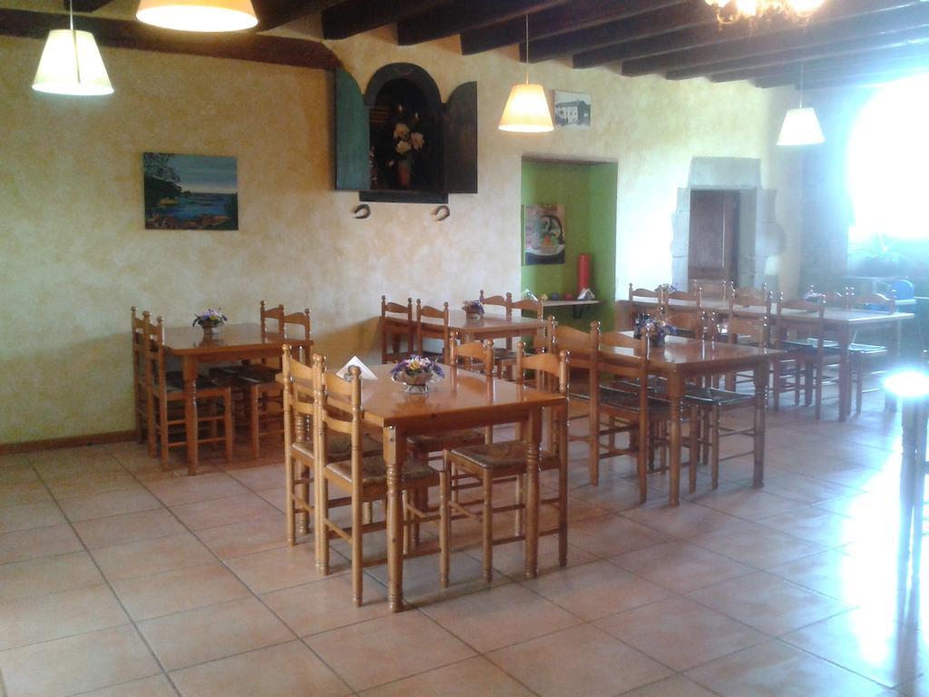 Casa Angrill Hotel Oliana Exterior photo